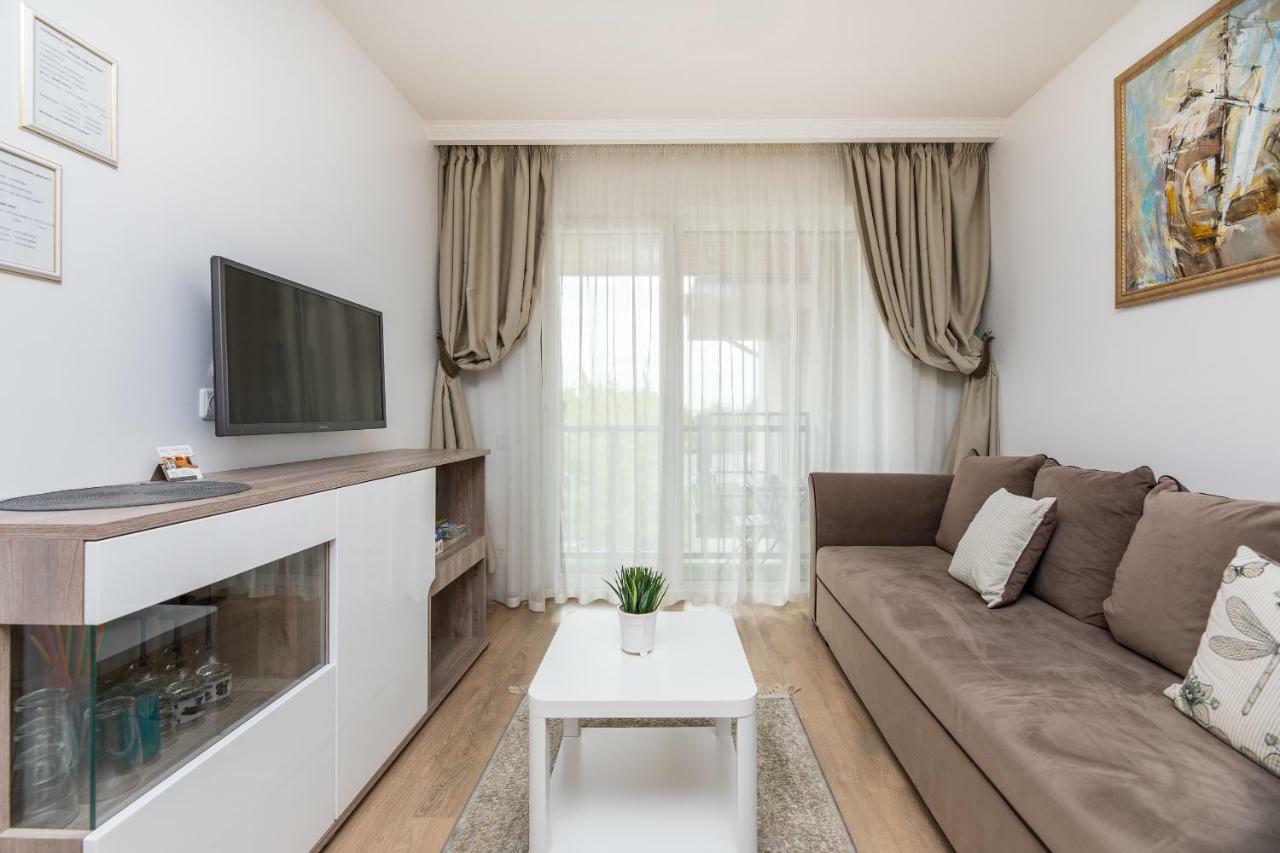 Frejos Apartamentai - Centras Паланга Экстерьер фото
